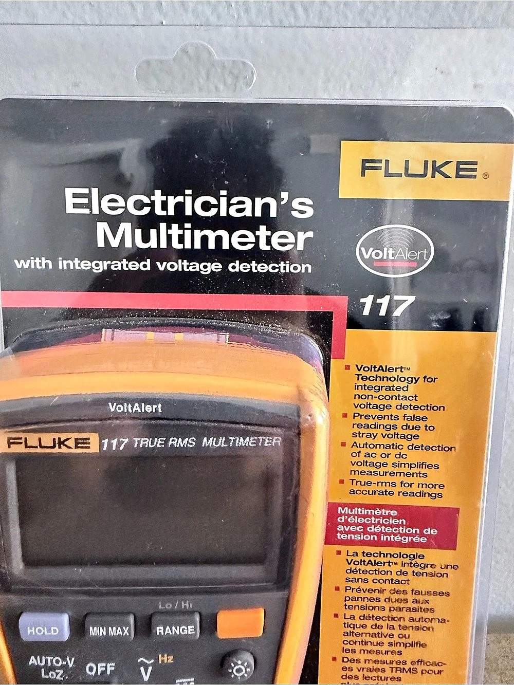 Fluke 117 True RMS Multimeter True RMS Multimeter NWT - Picture 2 of 3